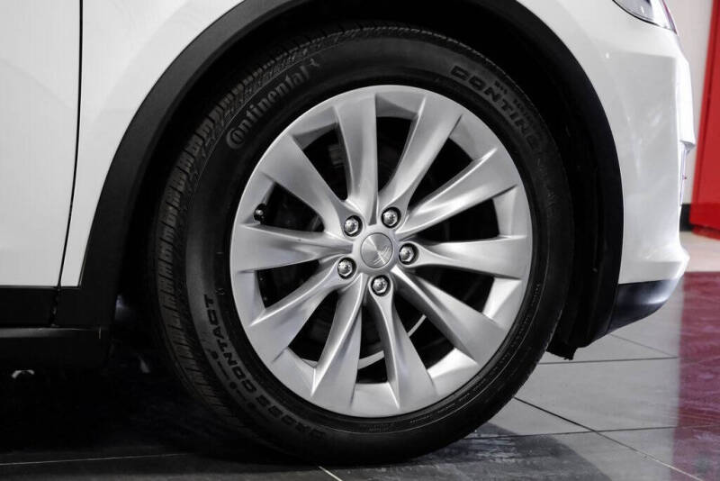 2020 Tesla Model X Long Range