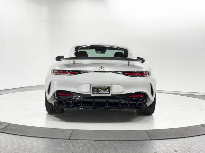 2024 Mercedes-Benz AMG GT 63