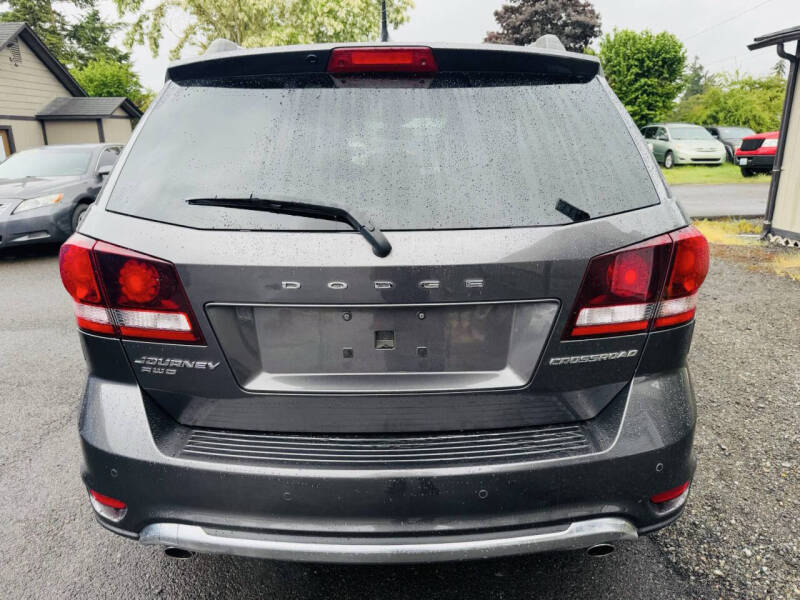 Used 2017 Dodge Journey Crossroad with VIN 3C4PDDGGXHT623296 for sale in Tacoma, WA