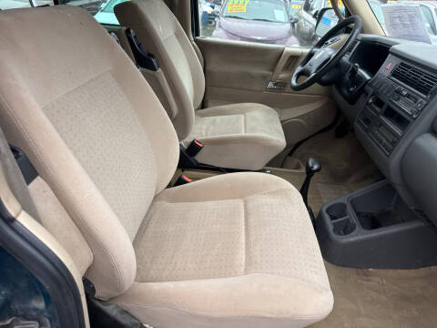 2003 Volkswagen EuroVan GLS