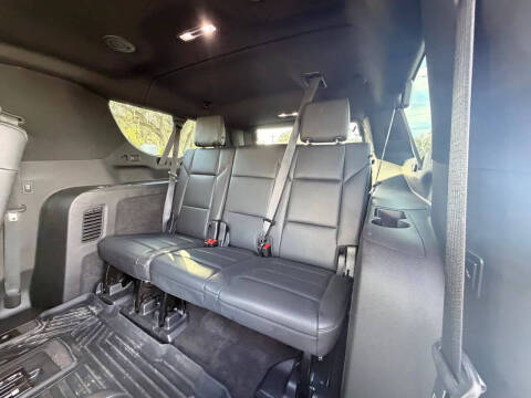 2022 Cadillac Escalade ESV Luxury