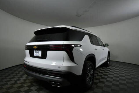 2024 Chevrolet Traverse LT