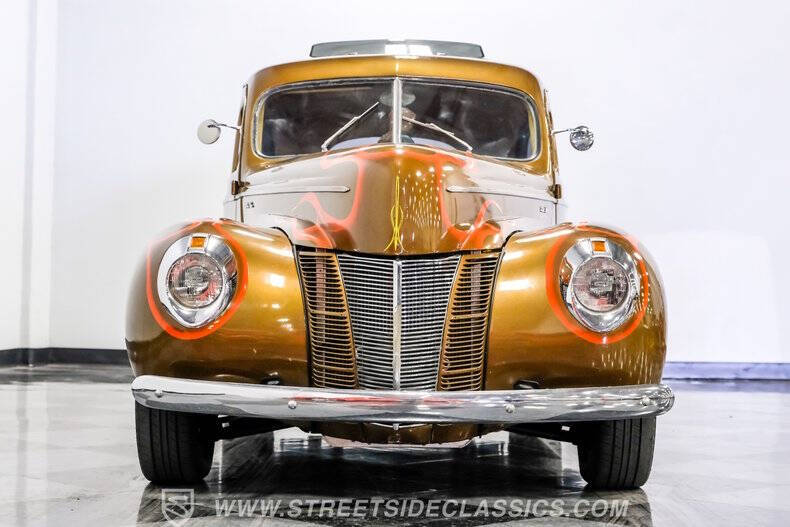 1940 Ford Deluxe