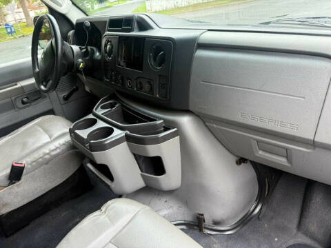 2010 Ford E-Series E-150