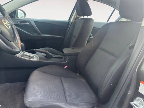 2011 Mazda MAZDA3 i Touring