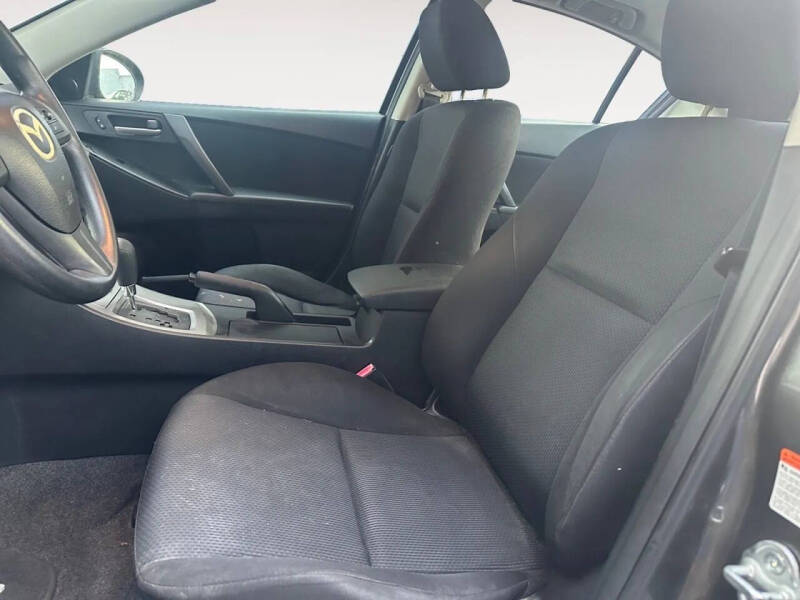 2011 Mazda MAZDA3 i Touring