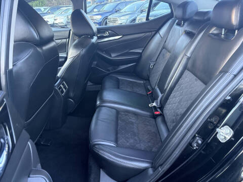 2017 Nissan Maxima 3.5 SR