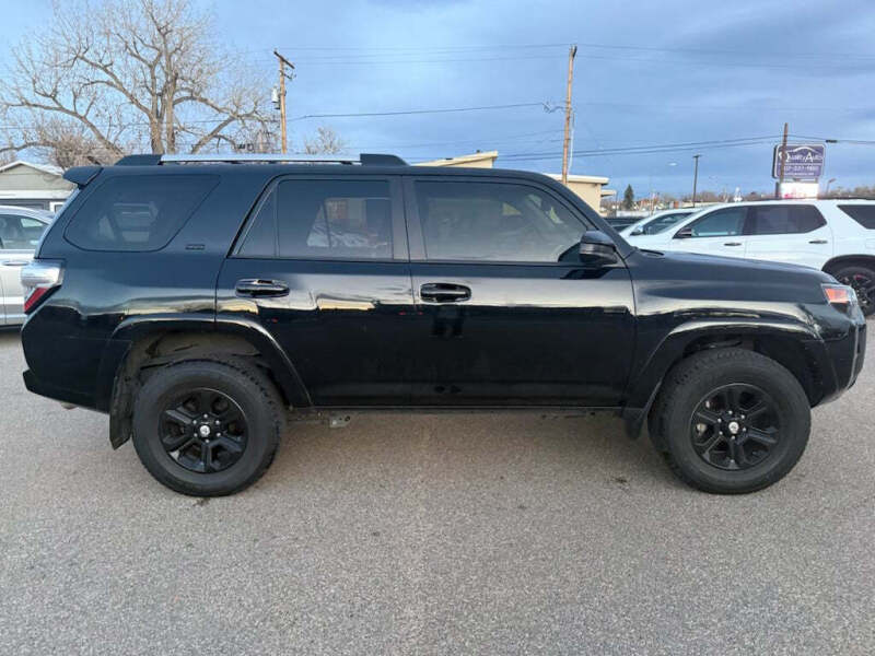2022 Toyota 4Runner SR5