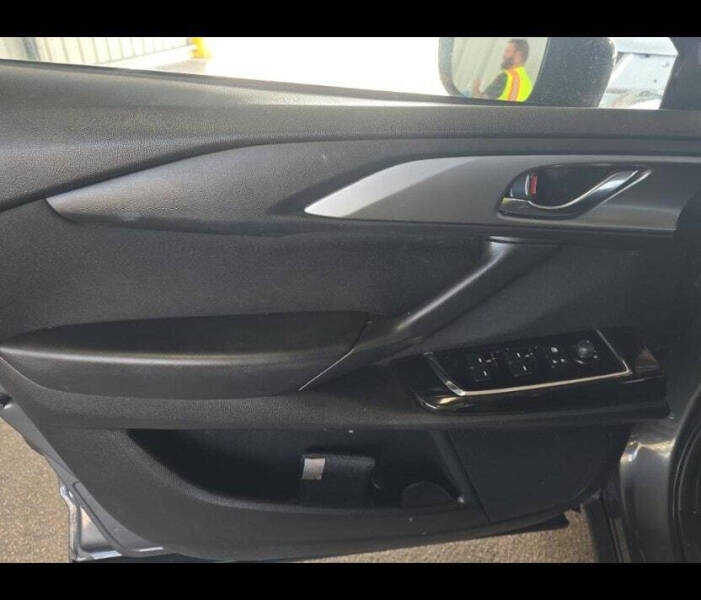 2022 Mazda CX-9 Sport