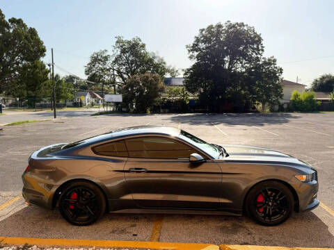 2017 Ford Mustang V6