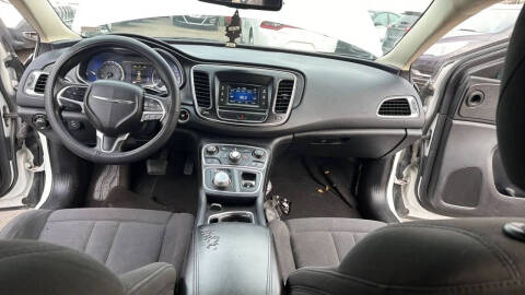 2016 Chrysler 200