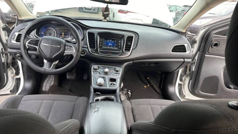 2016 Chrysler 200