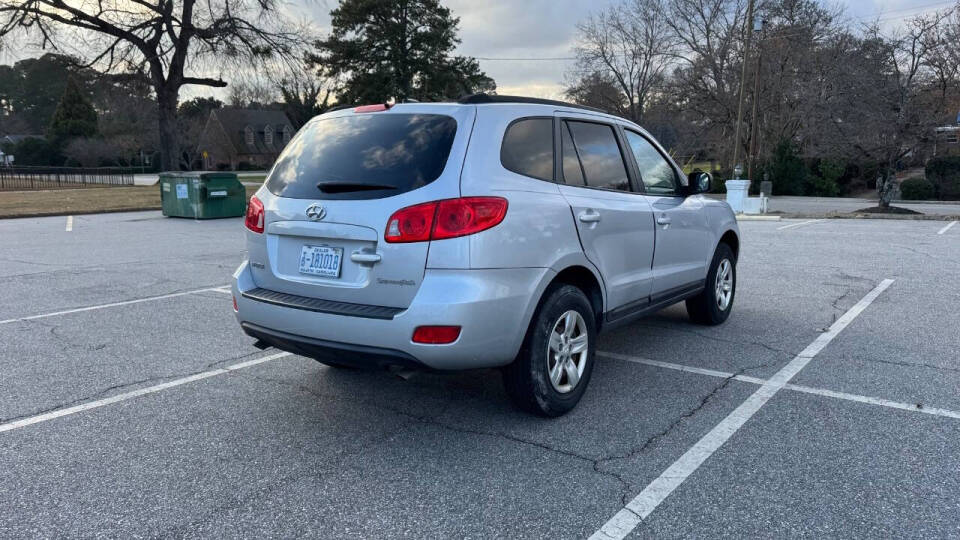 2009 Hyundai SANTA FE for sale at Caropedia in Dunn, NC