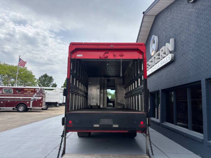 2016 Ford Step Van