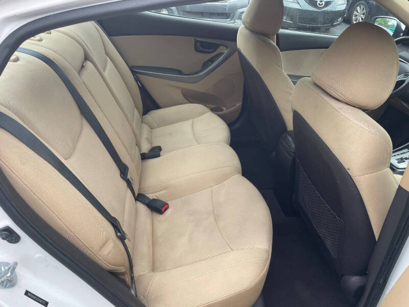 2012 Hyundai Elantra GLS