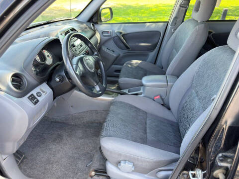 2003 Toyota RAV4