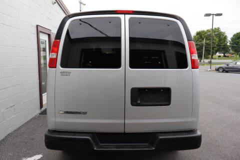 2018 Chevrolet Express LS 2500