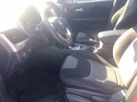 2014 Jeep Cherokee Sport