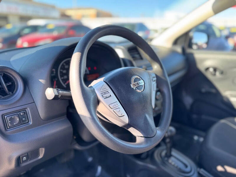 2017 Nissan Versa 1.6 S
