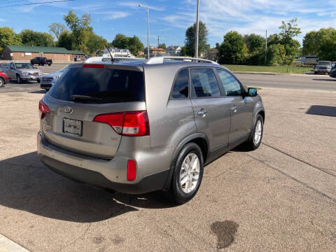 2014 Kia Sorento LX