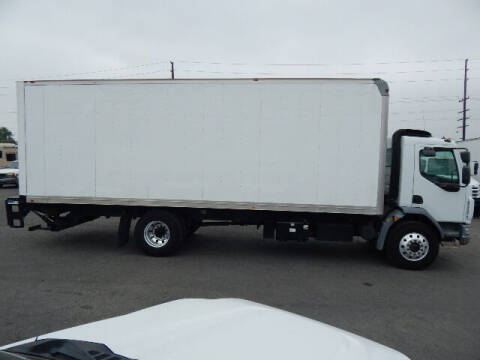 2015 Peterbilt 220