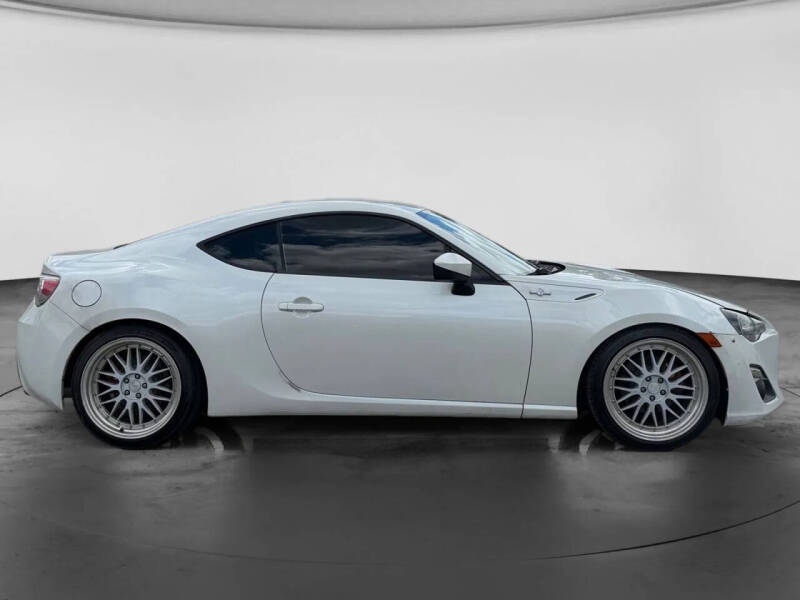 2013 Scion FR-S