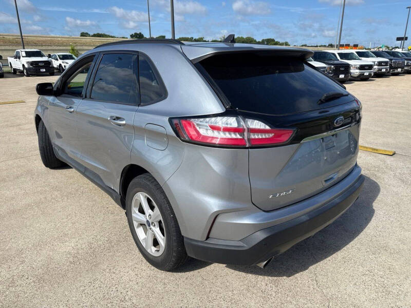 2020 Ford Edge SE