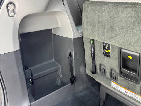 2017 Toyota Sienna XLE Premium 8-Passenger