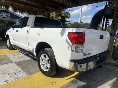 2010 Toyota Tundra Grade