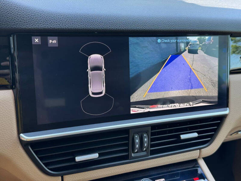 2019 Porsche Cayenne E-Hybrid