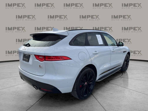 2018 Jaguar F-PACE S