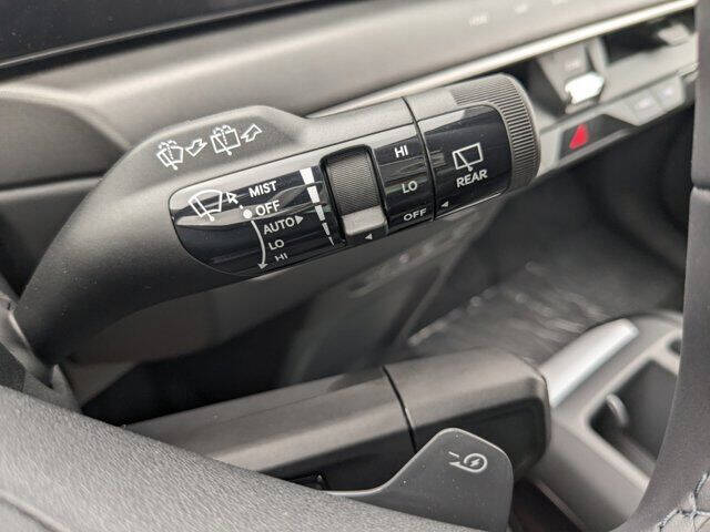 2024 Kia EV9 Light Long Range