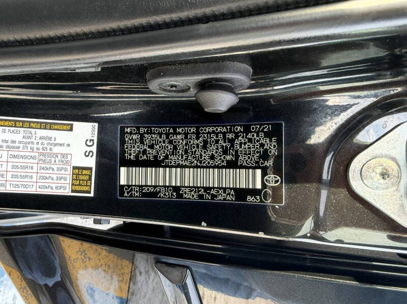 2022 Toyota Corolla LE