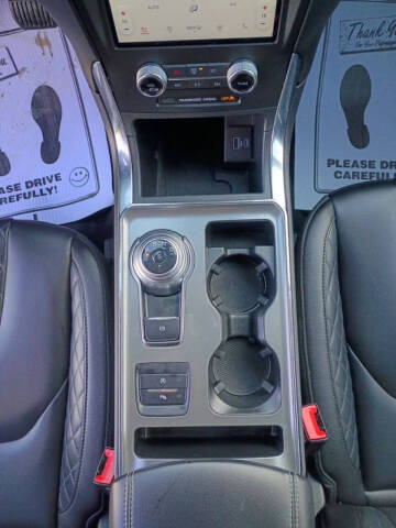 2024 Ford Edge Titanium