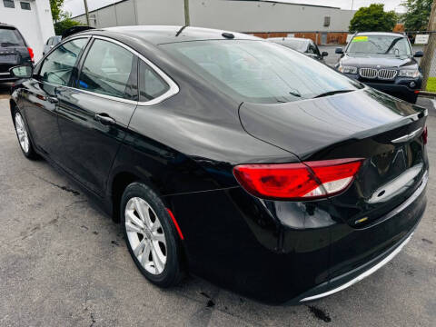 2015 Chrysler 200 Limited