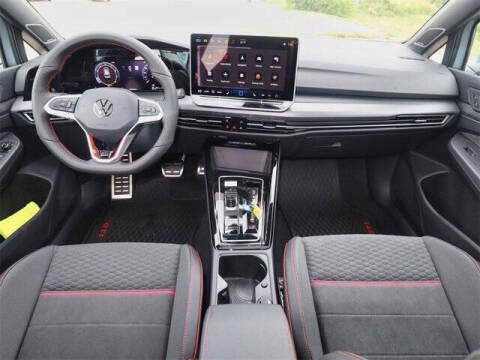 2025 Volkswagen Golf GTI SE