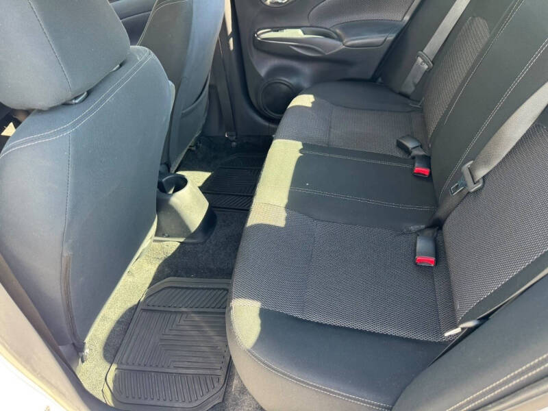 2019 Nissan Versa SV