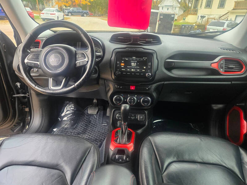 2016 Jeep Renegade Trailhawk