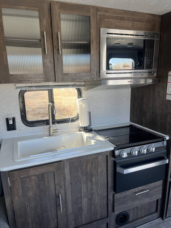 2019 OZARK 2500