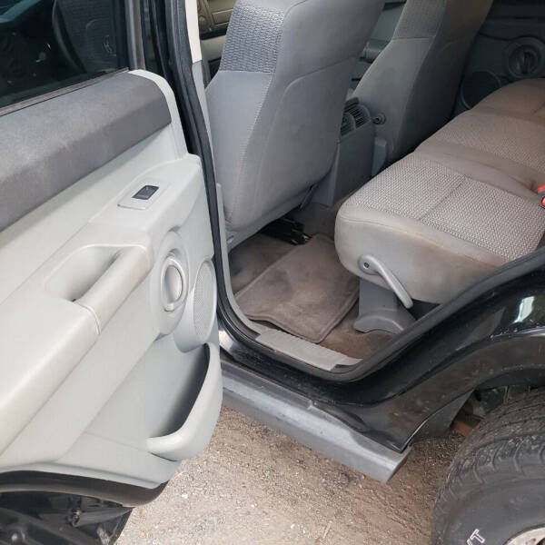 2007 Jeep Commander Sport