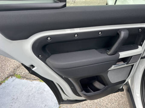 2023 Land Rover Defender 130 S