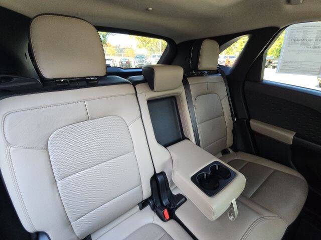 2020 Ford Escape Hybrid Titanium