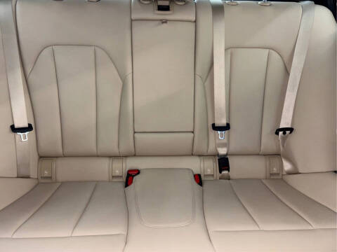 2019 BMW 3 Series 330i xDrive