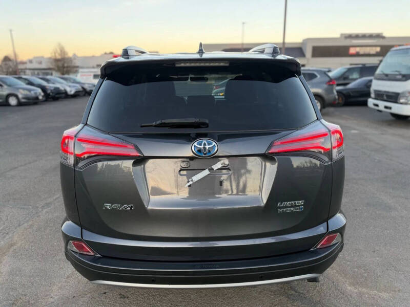 2018 Toyota RAV4 Hybrid Limited