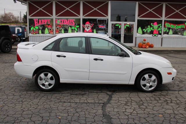 2005 Ford Focus for sale at Jennifer's Auto Sales & Service in Spokane Valley, WA