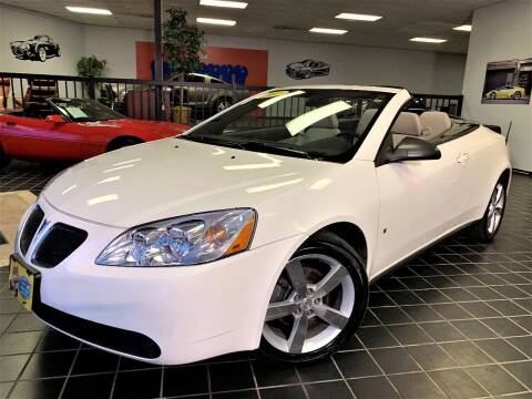 2007 Pontiac G6 for sale at SAINT CHARLES MOTORCARS in Saint Charles IL