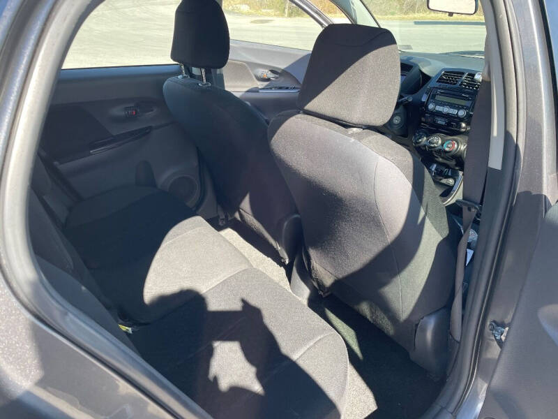 2008 Scion xD Base photo 5