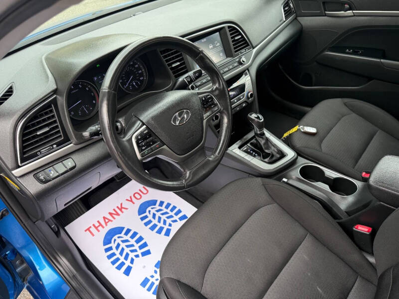 2017 Hyundai Elantra