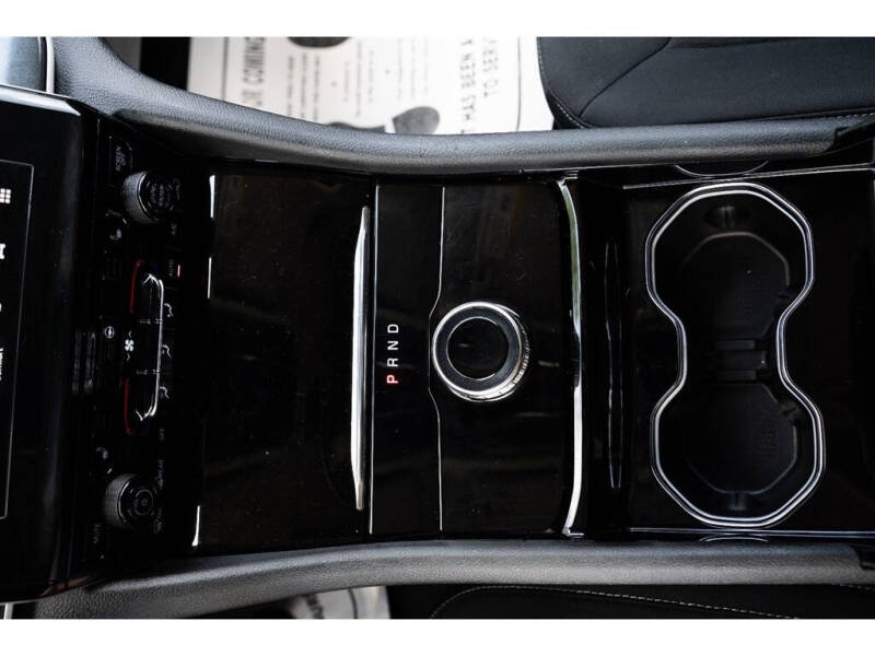 2022 Jeep Grand Cherokee Laredo