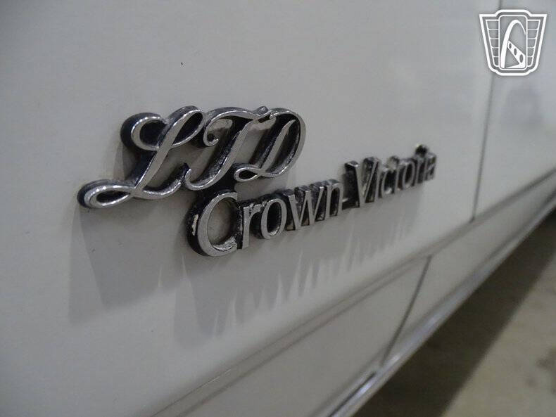 1985 Ford LTD Crown Victoria